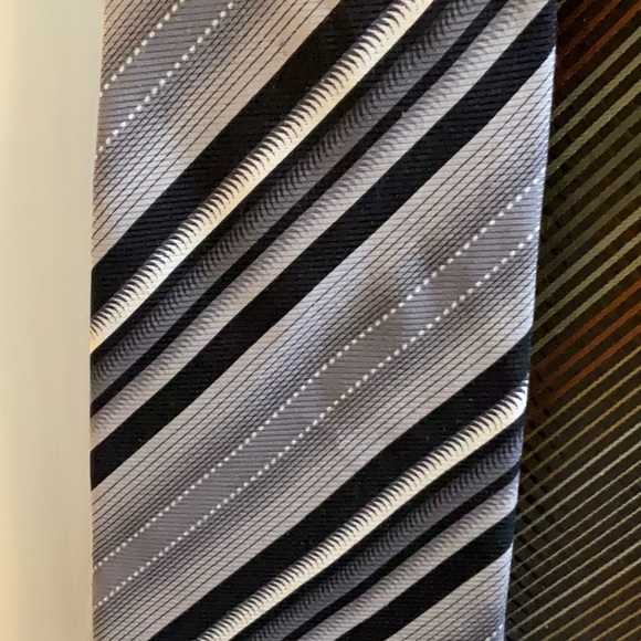 Four Ties - Picture 2 of 9